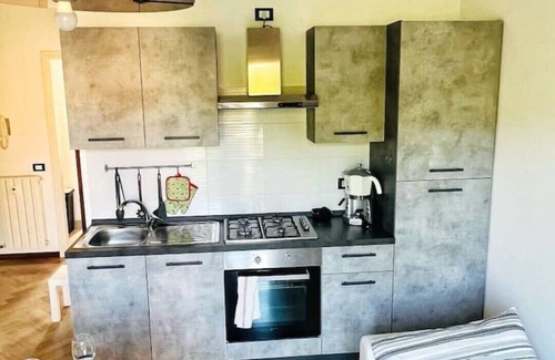 San Polo-Cimabue Apartment | one bedroom apartment with parking, 5 minutes walk from piazzale Arnaldo