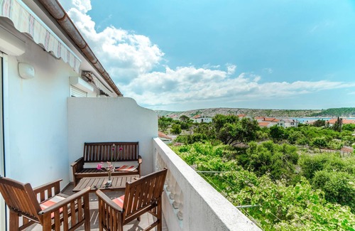 Barbat na Rabu Apartment | One-Bedroom Apartment JASKO 3