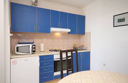 Banj Apartment | One bedroom apartment near beach Banj, Pašman (A-8206-a)