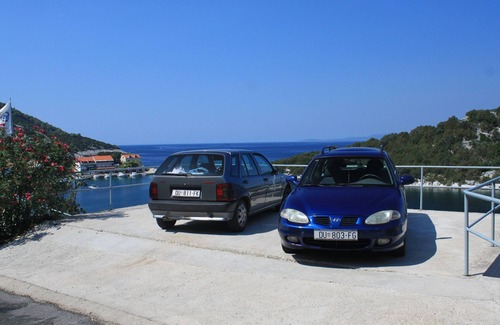 Zaklopatica Apartment | One bedroom apartment near beach Zaklopatica, Lastovo (A-8347-a)