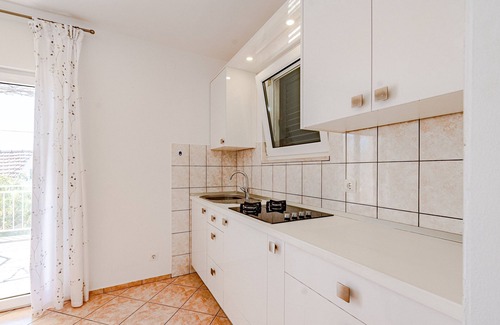 Viganj Apartment | One bedroom apartment near beach Viganj, Pelješac (A-19603-a)