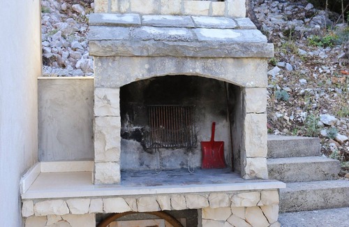 Rasohatica Apartment | One bedroom apartment near beach Cove Rasohatica, Korčula (A-5453-a)