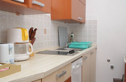 Artatore Apartment | One bedroom apartment near beach Artatore, Lošinj (A-7935-b)