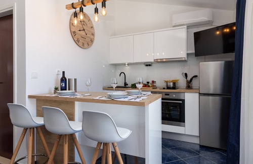 Medici Apartment | One bedroom apartment near beach Medići, Omiš (A-1047-a)