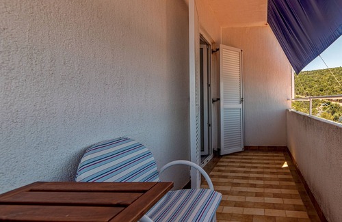 Pokrivenik Apartment | One bedroom apartment near beach Cove Pokrivenik, Hvar (A-4604-d)