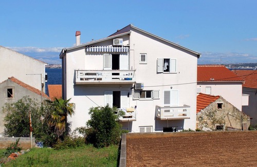 Kali Apartment | One bedroom apartment near beach Kali, Ugljan (A-837-b)