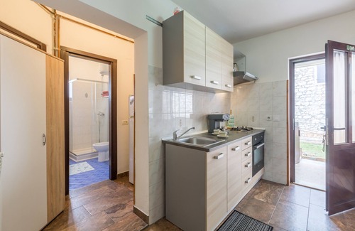 Krizine Apartment | One bedroom apartment near beach Sveti Ivan, Umag (A-7002-a)
