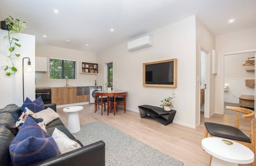 North Dunedin Apartment | One bedroom apartment on the doorstep of the city