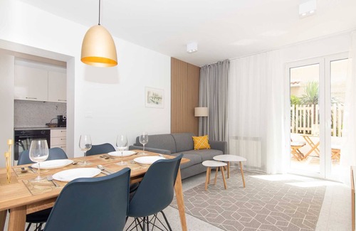 Portoroz Apartment | One Bedroom Apartment with terrace Rose Garden
