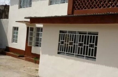 Freetown Apartment | One-Bedroom Apartment - Mansholl Luxurious Apartmentnn
