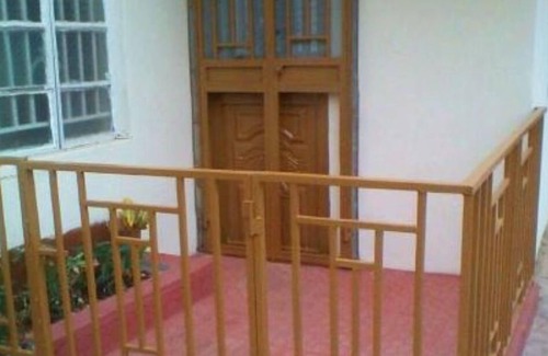 Freetown Apartment | One-Bedroom Apartment - Mansholl Luxurious Apartmentnn