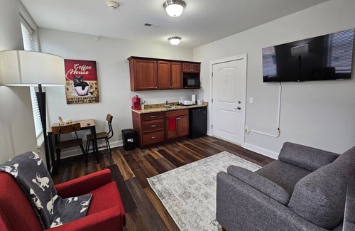 Champaign Apartment | One Bedroom Apartment at the Inman - 202