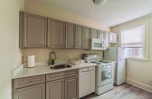 Falmouth Apartment | One Bedroom Apartment Located in Downtown Falmouth