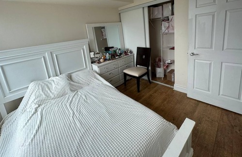 Willowdale Condo | One bedroom apartment with full amenities best location in the city of Toronto