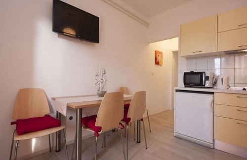 Brodarica Apartment | One bedroom apartment with terrace Brodarica, Šibenik (A-6150-a)
