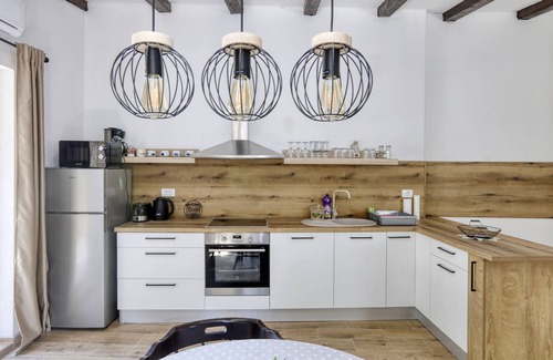 Jezera Apartment | One bedroom apartment with terrace Jezera, Murter (A-19056-d)