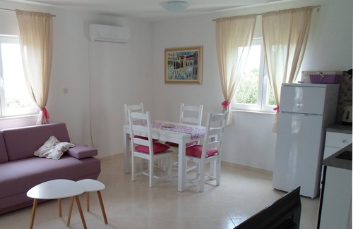 Kuciste Apartment | One bedroom apartment with balcony and sea view Kučište - Perna, Pelješac (A-10161-e)
