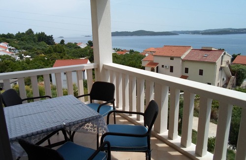 Kuciste Apartment | One bedroom apartment with balcony and sea view Kučište - Perna, Pelješac (A-10161-e)