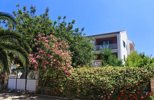 Loviste Apartment | One bedroom apartment with terrace Lovište, Pelješac (A-10182-c)