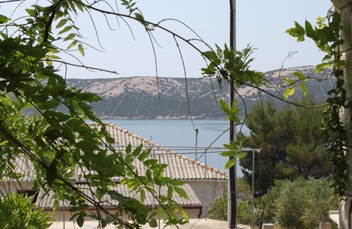 Stara Novalja Apartment | One bedroom apartment with terrace and sea view Stara Novalja, Pag (A-6469-c)