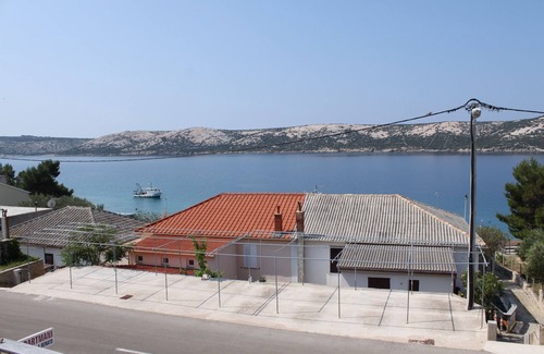 Stara Novalja Apartment | One bedroom apartment with terrace and sea view Stara Novalja, Pag (A-6469-c)