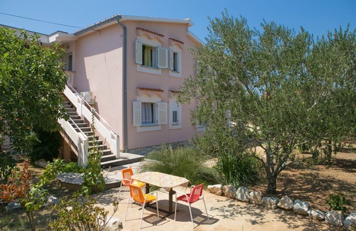Zrce Apartment | One bedroom apartment with terrace Novalja, Pag (A-6490-c)
