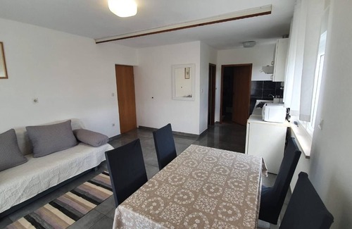 Ljubac Apartment | One bedroom apartment with balcony and sea view Ljubač, Zadar (A-6141-b)