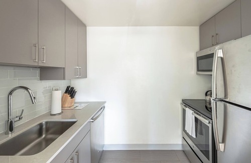 Prudential - St. Botolph Apartment | One Bedroom Apartment W/Luxury Amenities
