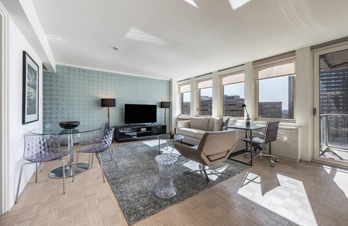 Prudential - St. Botolph Apartment | One Bedroom Apartment W/Luxury Amenities