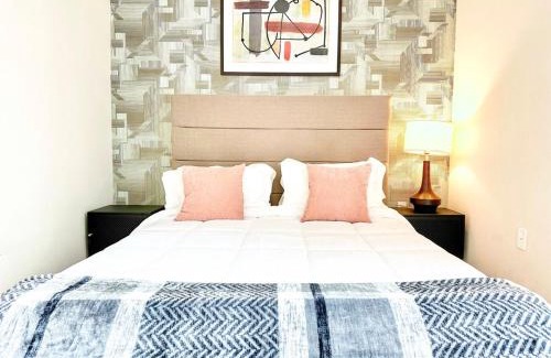 East Village Apartment | One Bedroom Apartment Wbalcony And City Views!