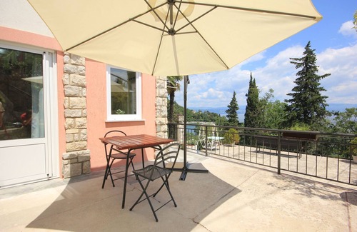 Medveja Apartment | One bedroom apartment with terrace and sea view Medveja, Opatija (A-2305-c)