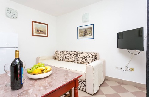 Podaca Apartment | One bedroom apartment with terrace and sea view Podaca, Makarska (A-6736-b)