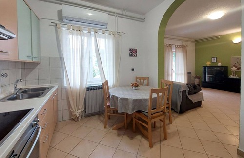 Duga Luka Apartment | One bedroom apartment with terrace and sea view Duga Luka (Prtlog), Labin (A-3025-b)