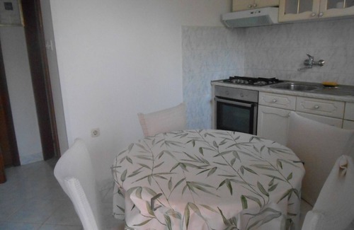 Poljana Apartment | One bedroom apartment with balcony Poljana, Ugljan (A-8473-c)