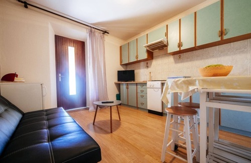 Island Dugi Otok Apartment | One bedroom apartment with terrace Sali, Dugi otok (A-24032-b)