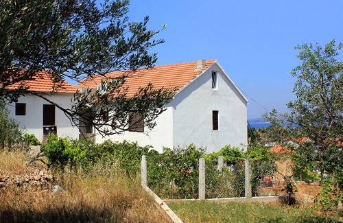 Zman Apartment | One bedroom apartment with terrace and sea view Žman, Dugi otok (A-887-b)