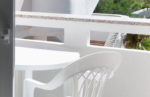 Jakisnica Apartment | One bedroom apartment with balcony and sea view Jakišnica, Pag (A-4160-e)