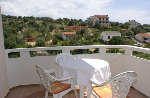 Jakisnica Apartment | One bedroom apartment with terrace and sea view Jakišnica, Pag (A-4160-a)