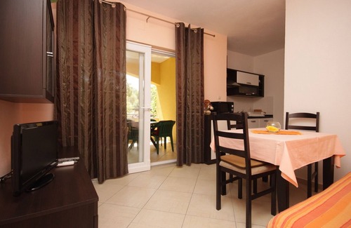 Island Dugi Otok Apartment | One bedroom apartment with terrace Sali, Dugi otok (A-8137-b)