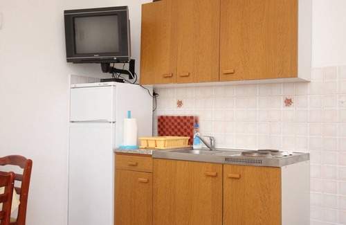 Kraj Apartment | One bedroom apartment with terrace and sea view Kraj, Pašman (A-8247-a)