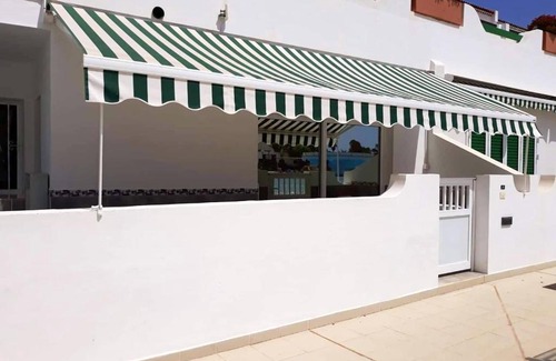 Arona Apartment | One bedroom appartement with shared pool garden and wifi at Costa del Silencio 1 km away from the beach