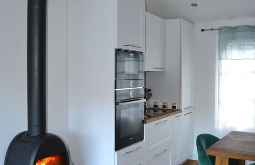 Meyrargues Apartment | One bedroom appartment with rooftop - 15 min from Aix-en-Provence