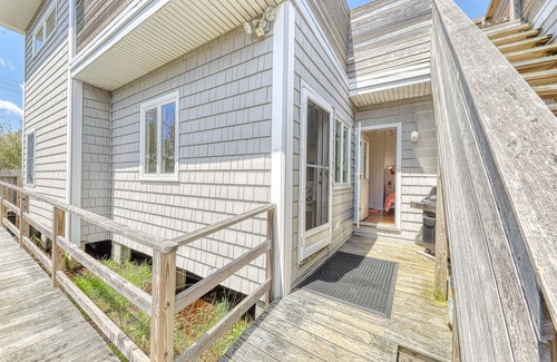 Ocean Bay Park Condo | One Bedroom Apt. in Ocean Bay Park with Rooftop Deck