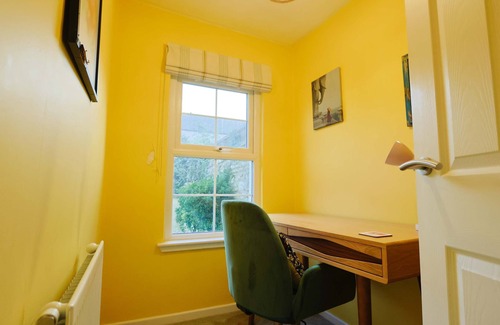 Southville Apartment | One bedroom basement flat in Coronation road