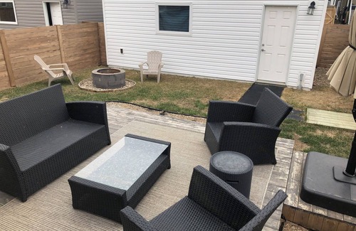 Regina House | One Bedroom Basement For Stay