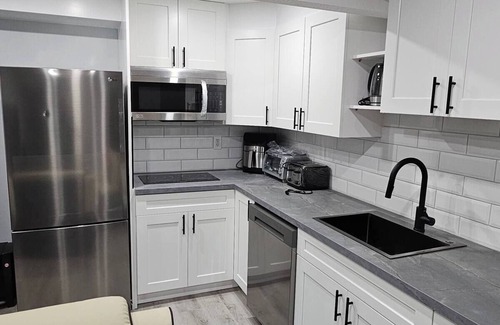 Southeast Calgary House | One bedroom basement with lake access in a quite neighborhood