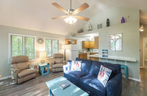 Grand Rivers Condo | One Bedroom Bayside Condo