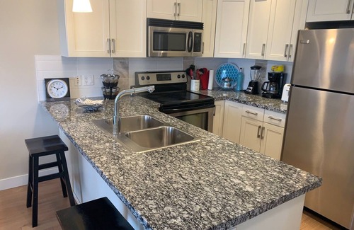 Central Okanagan Apartment | ONE BEDROOM CONDO WITH GORGEOUS LAKE VIEWS AND WORLD CLASS AMENITIES