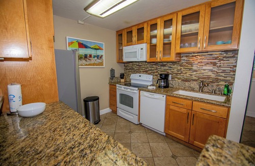 San Diego Condo | ONE BEDROOM CONDOMINIUM FULL BEACH AND OCEAN VIEW