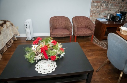 Abbotsford House | ONE BEDROOM ENSUITE - QUEENS DEN